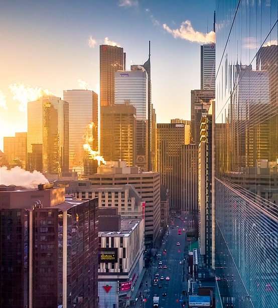 Lever du soleil à Toronto (Bay et Dundas)