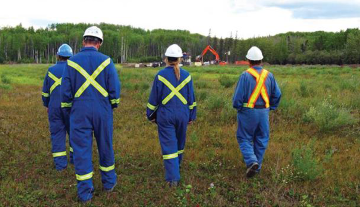 CER inspectors observing construction activities