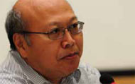 Kenneth Lee