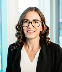 Trena L. Grimoldby — commissaire