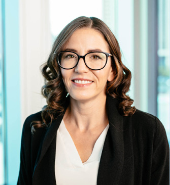 Trena&nbsp;Grimoldby, commissaire