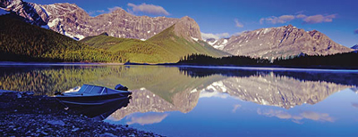 Lac et montagne