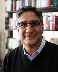 Karim&nbsp;Mahmud, Director